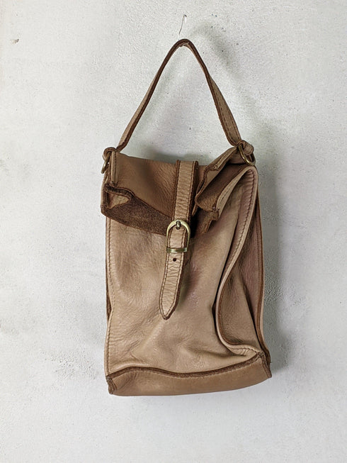 Kleine Ledertasche aus Waschleder